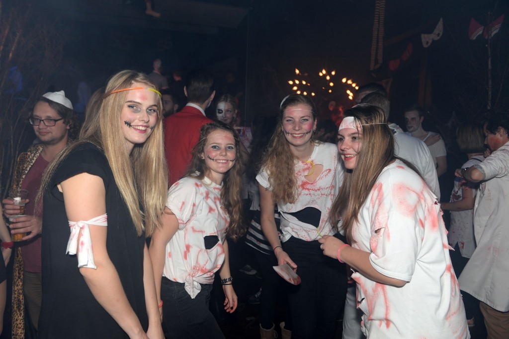 ../Images/Halloween Kaninefaaten 396.jpg